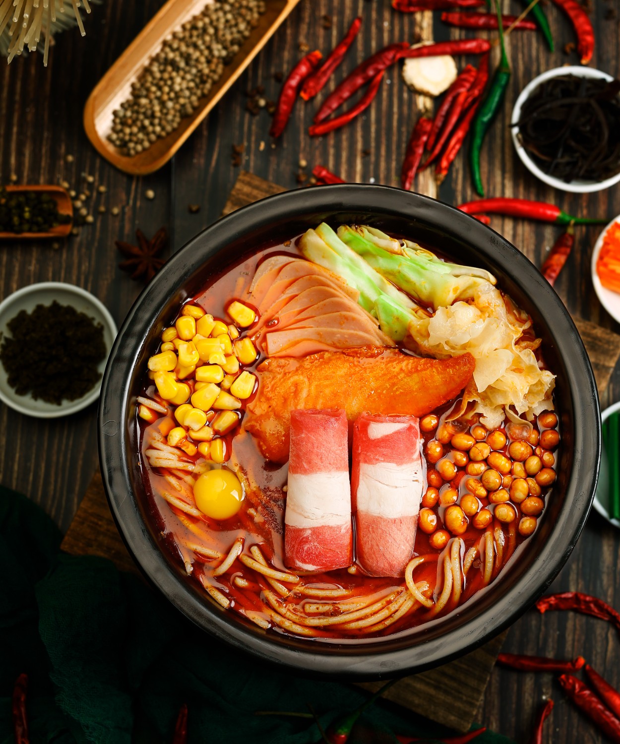 康德食品原味操作視頻-濟(jì)寧康德食品口味穩(wěn)定，快速出餐，省錢省力，一料多用，適合米線、麻辣燙、酸菜魚(yú)、粉面、火鍋、烤魚(yú)等各式餐飲！產(chǎn)品咨詢熱線：0537-3630366